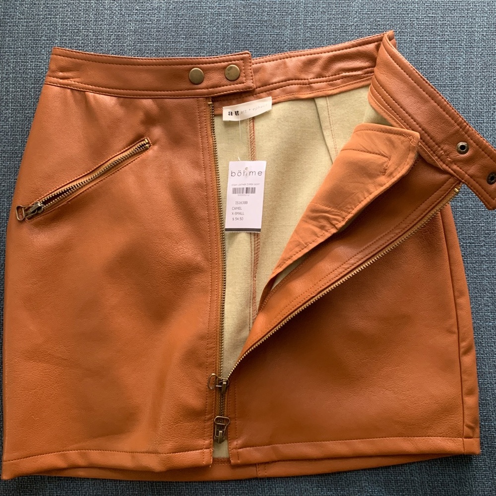 NWT Bohme / Art + Ephect Vegan Leather Mini Skirt- Camel - Picture 2 of 6
